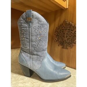 Dingo heeled cowboy boots blue suede with studs 7.5M Womens